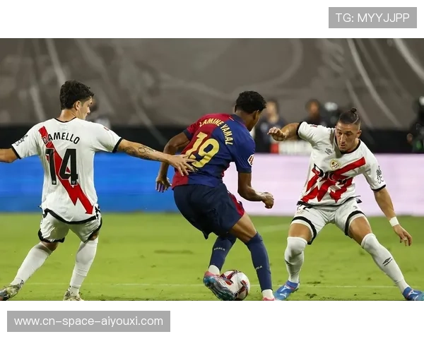 西甲争冠双雄格局定型:皇马巴萨断层领跑,马竞已基本退出冠军争夺